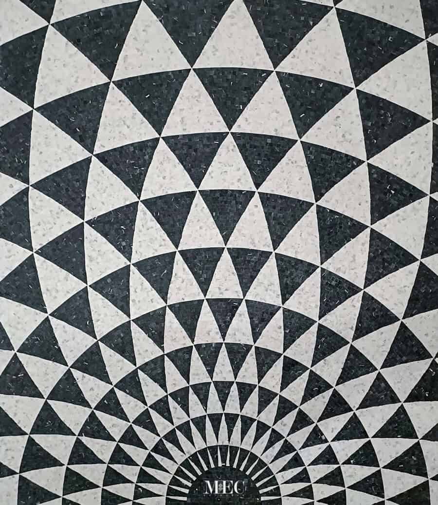 Svein black and white marble mosaic floor medallion black and white center aligned